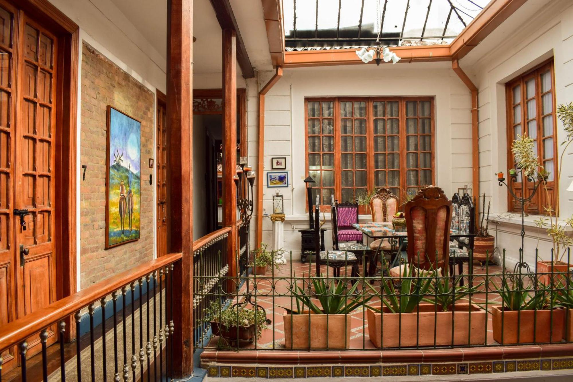 Hotel Casa De La Luz Богота Экстерьер фото