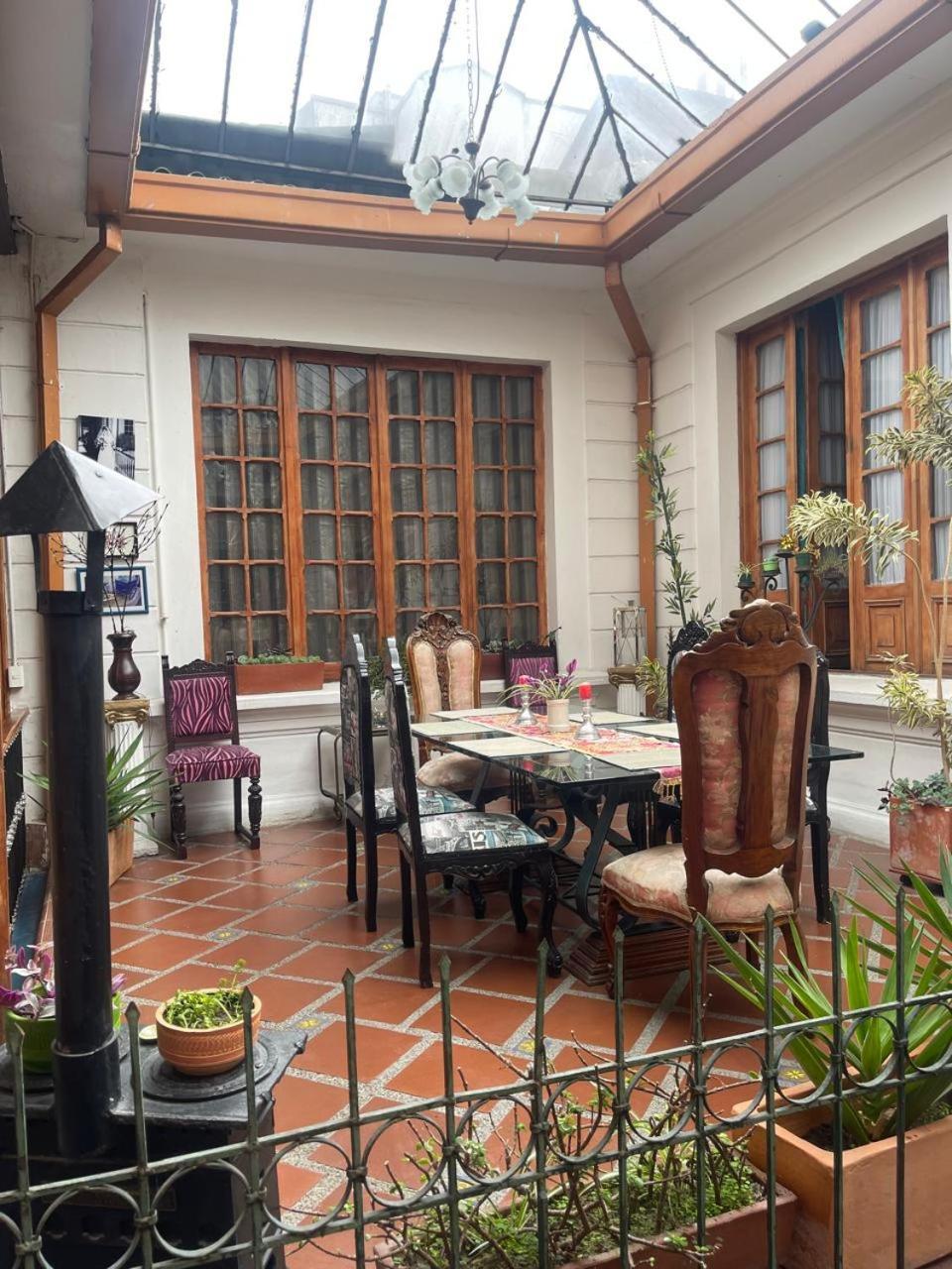 Hotel Casa De La Luz Богота Экстерьер фото